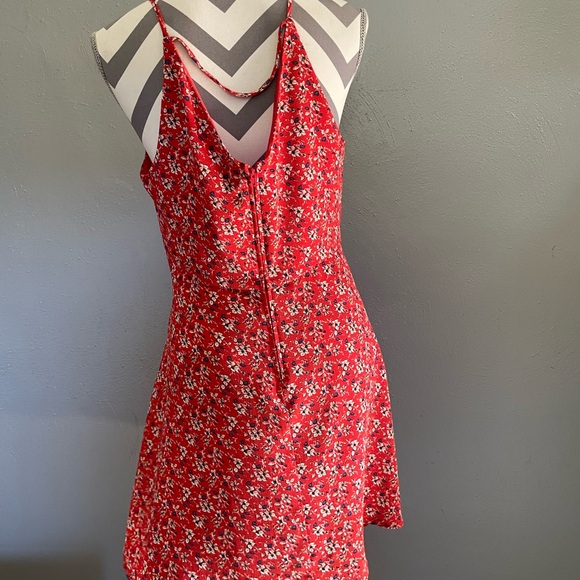 Speechless Dress - Picture 3 of 4